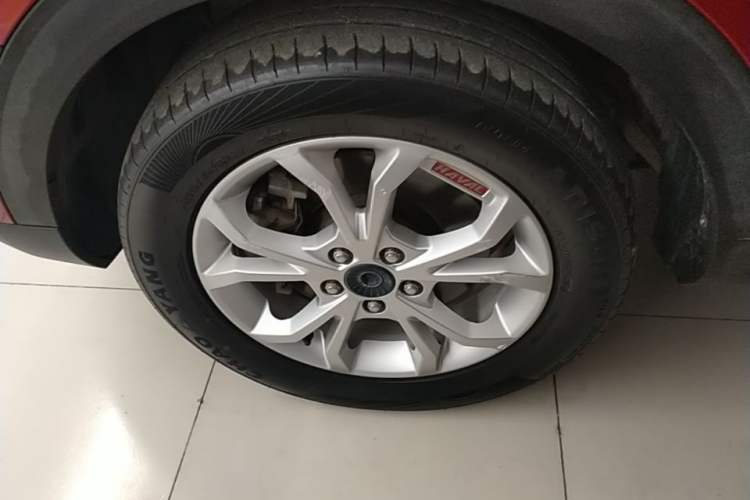 Used Haval H2s 2017 Red-Label 1.5T Dual-Clutch Comfort Model Left Front Wheel Hub