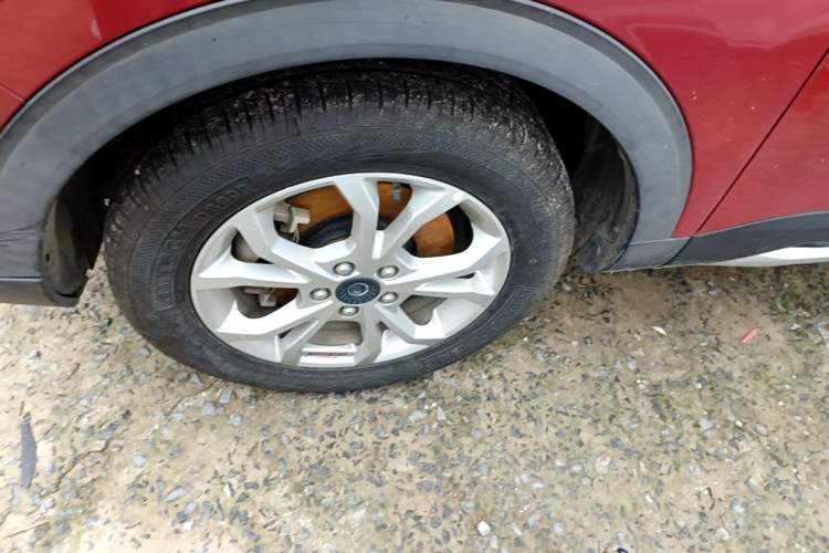 Used Haval H2s 2017 Red-Label 1.5T Manual Elite Model Left Front Wheel Hub