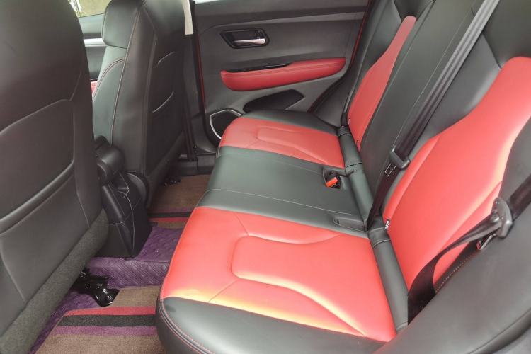 Used Haval H2s 2017 Red-Label 1.5T Dual-Clutch Elite Model Left Rear Seat