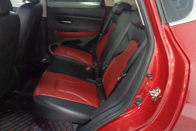 Used Haval H2s 2017 Blue Label 1.5T Dual-Clutch Comfort Model Left Rear Seat