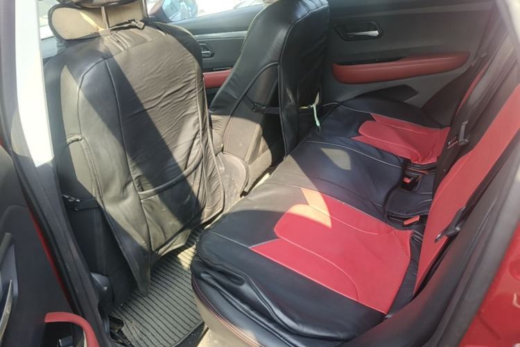 Used Haval H2s 2017 Red-Label 1.5T Dual-Clutch Elite Model Left Rear Seat