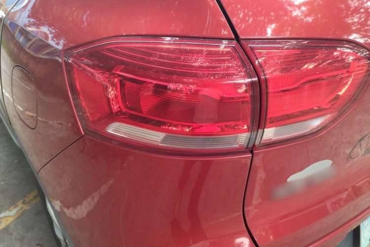Used Haval H2s 2017 Red-Label 1.5T Manual Elite Model Left Rear Taillight