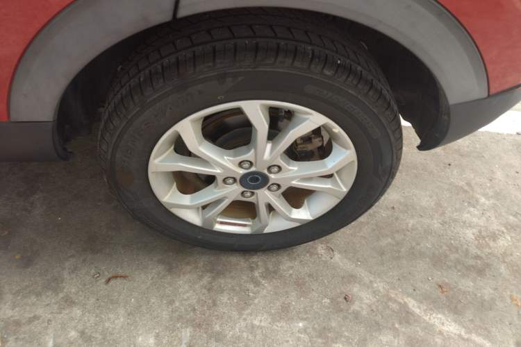Used Haval H2s 2017 Red-Label 1.5T Manual Elite Model Left Rear Wheel Hub