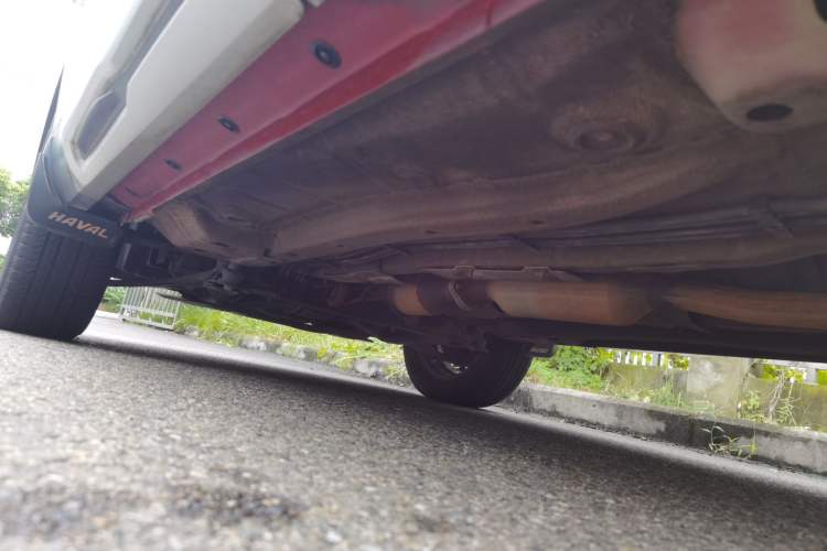 Used Haval H2s 2017 Red-Label 1.5T Dual-Clutch Elite Model Left Side Sill