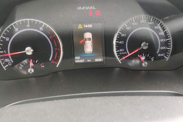 Used Haval H2s 2017 Blue Label 1.5T Manual Comfort Edition Odometer Close Up