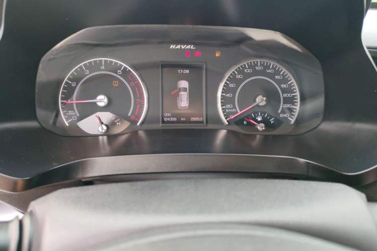 Used Haval H2s 2017 Red-Label 1.5T Manual Elite Model Odometer Close Up