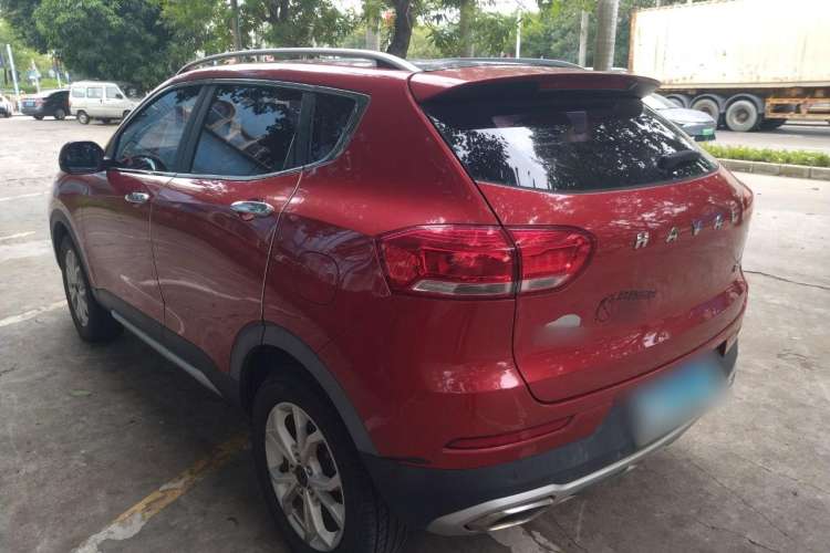 Used Haval H2s 2017 Red-Label 1.5T Manual Elite Model Rear Left 45 Deg