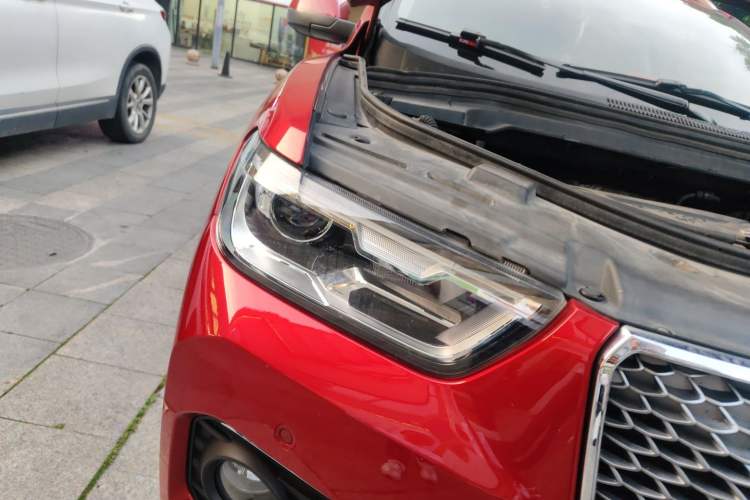 Used Haval H2s 2017 Red-Label 1.5T Dual-Clutch Luxury Model Right Front Headlight