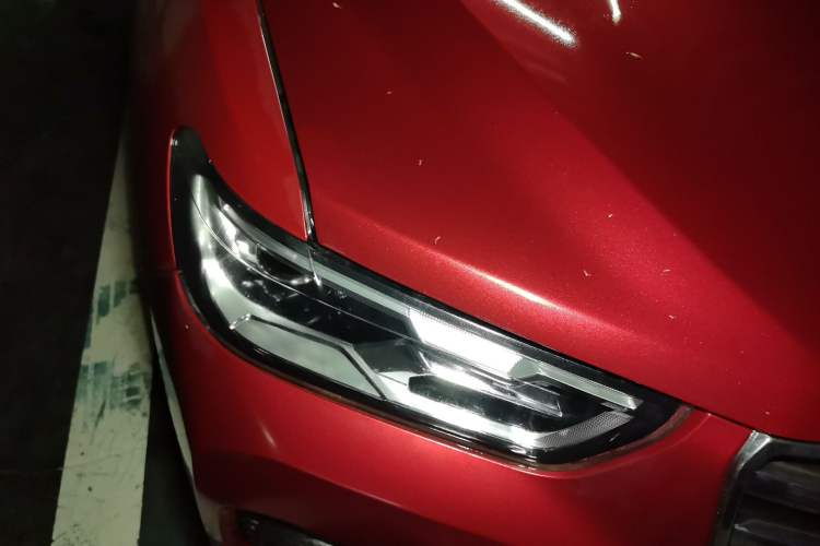 Used Haval H2s 2017 Red-Label 1.5T Dual-Clutch Elite Model Right Front Headlight