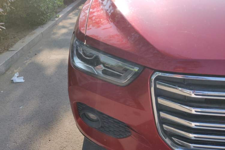 Used Haval H2s 2017 Red-Label 1.5T Dual-Clutch Elite Model Right Front Headlight