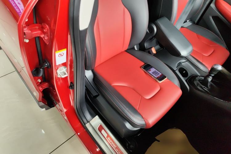 Used Haval H2s 2017 Blue Label 1.5T Manual Elite Model Right Front Seat