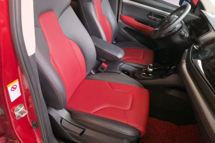 Used Haval H2s 2017 Red-Label 1.5T Dual-Clutch Luxury Model Right Front Seat