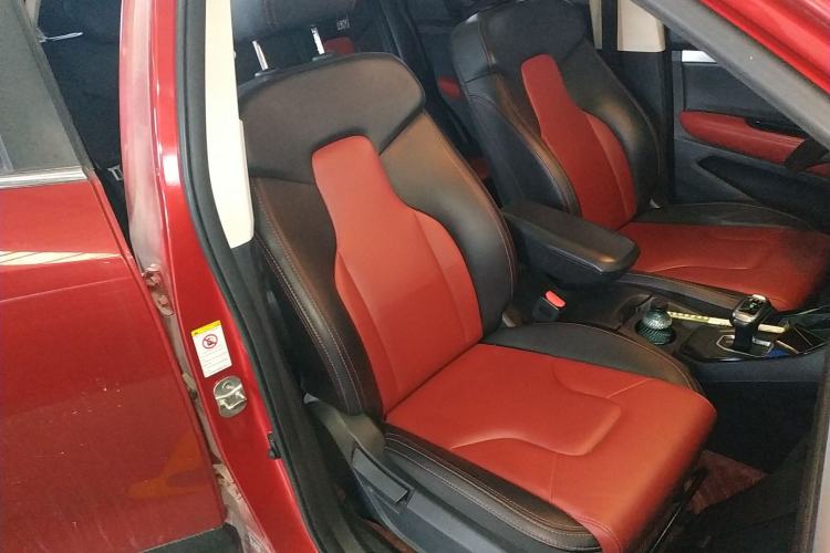 Used Haval H2s 2017 Blue Label 1.5T Dual-Clutch Luxury Model Right Front Seat
