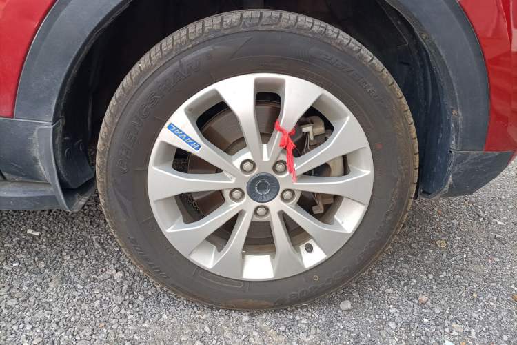 Used Haval H2s 2017 Blue Label 1.5T Dual-Clutch Comfort Model Right Front Wheel Hub