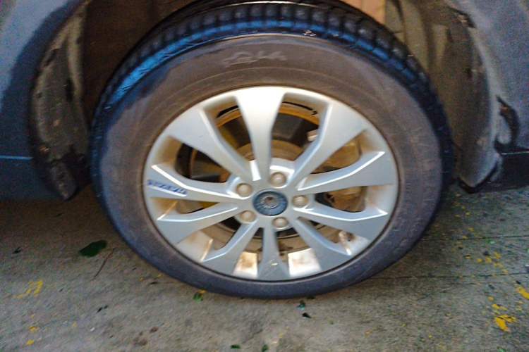 Used Haval H2s 2017 Blue Label 1.5T Manual Elite Model Right Front Wheel Hub
