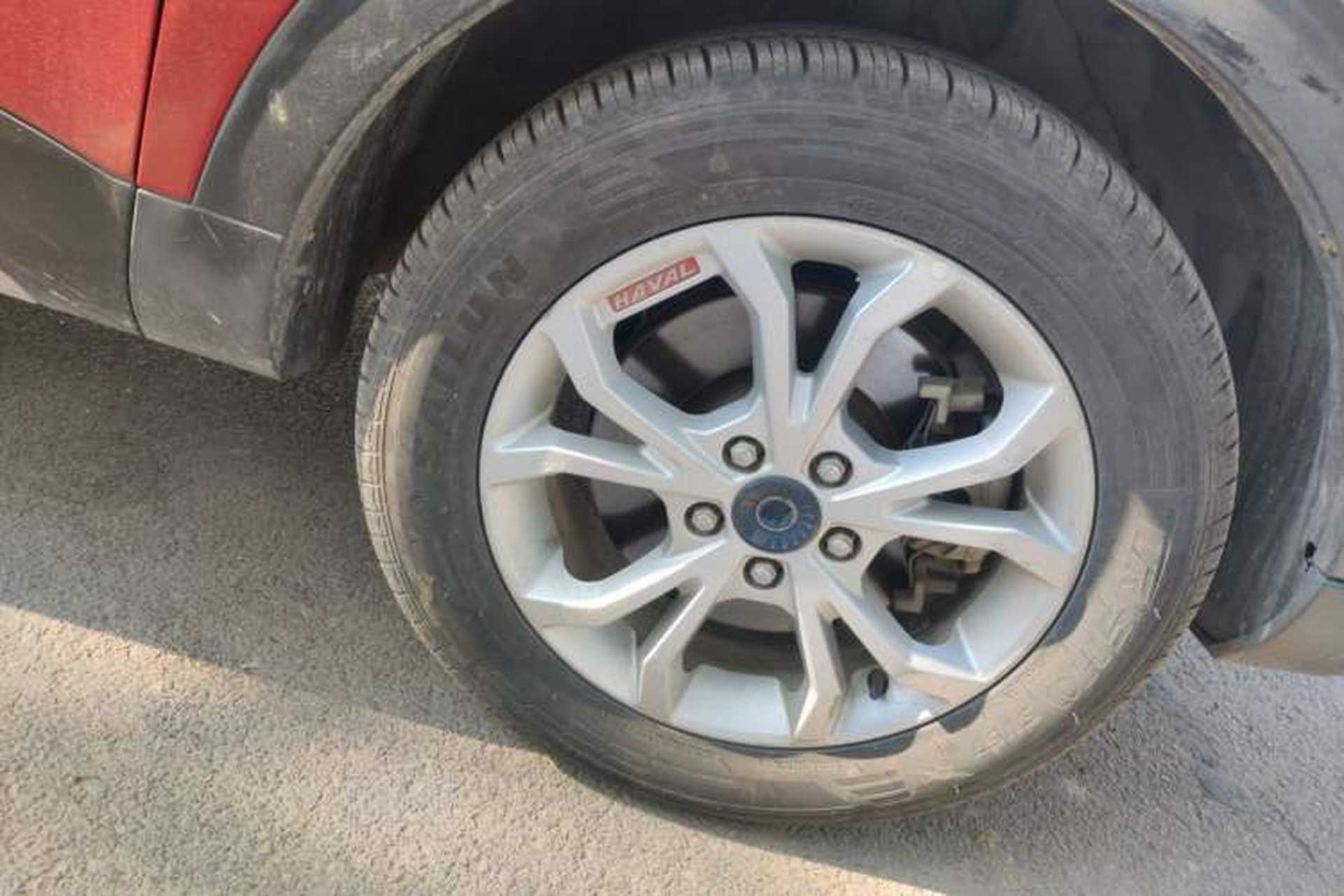 Used Haval H2s 2017 Red-Label 1.5T Dual-Clutch Elite Model Right Front Wheel Hub