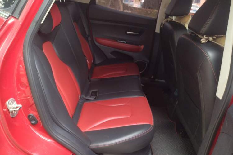 Used Haval H2s 2017 Red-Label 1.5T Manual Elite Model Right Rear Seat