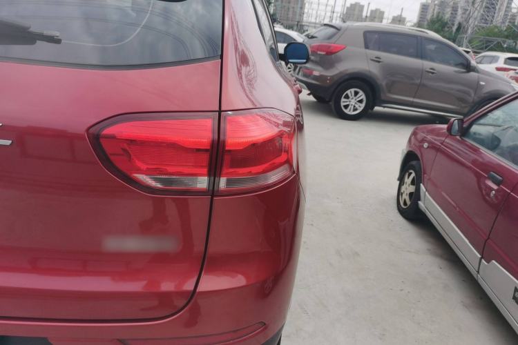 Used Haval H2s 2017 Red-Label 1.5T Manual Elite Model Right Rear Taillight