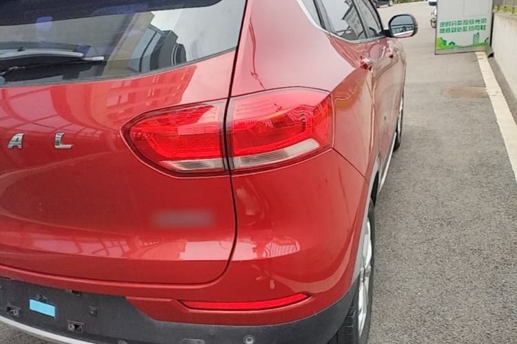 Used Haval H2s 2017 Red-Label 1.5T Dual-Clutch Elite Model Right Rear Taillight
