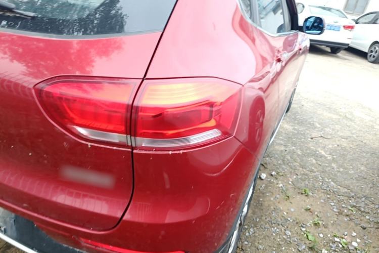 Used Haval H2s 2017 Red-Label 1.5T Manual Elite Model Right Rear Taillight