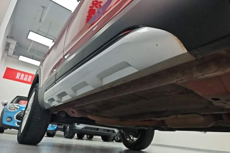 Used Haval H2s 2017 Blue Label 1.5T Dual-Clutch Elite Model Right Side Sill