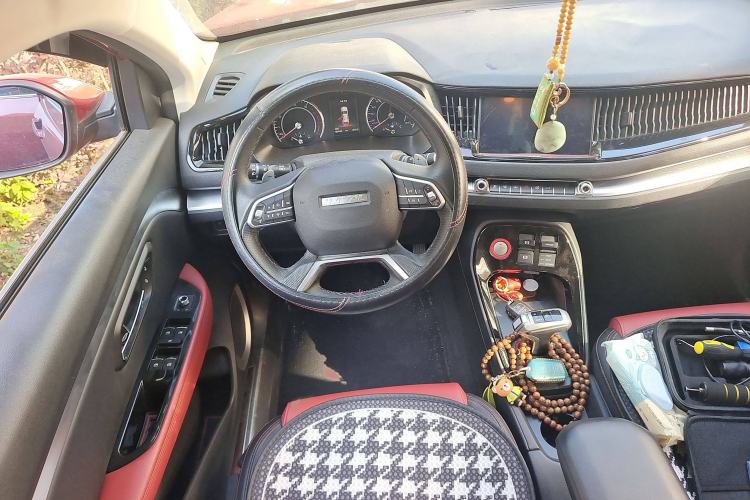 Used Haval H2s 2017 Red-Label 1.5T Dual-Clutch Elite Model Steering Wheel