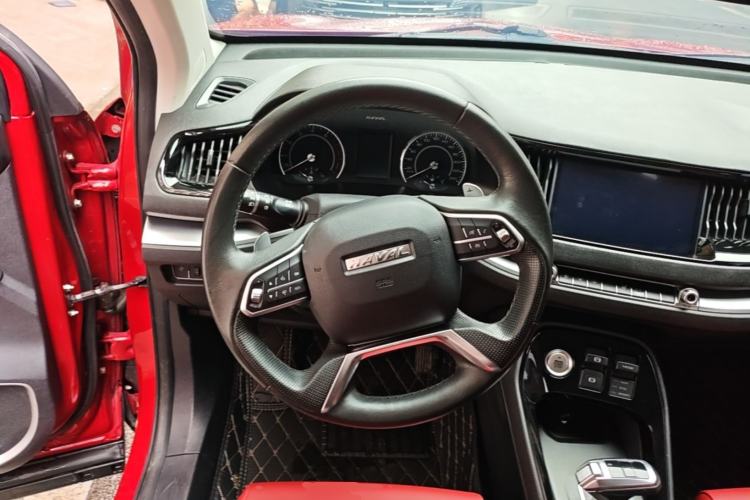 Used Haval H2s 2017 Red-Label 1.5T Dual-Clutch Elite Model Steering Wheel