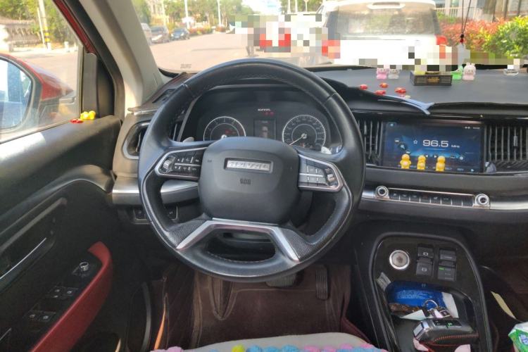 Used Haval H2s 2017 Red-Label 1.5T Dual-Clutch Elite Model Steering Wheel