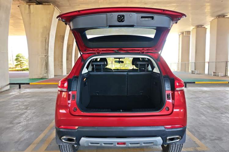 Used Haval H2s 2017 Blue Label 1.5T Dual-Clutch Comfort Model Trunk