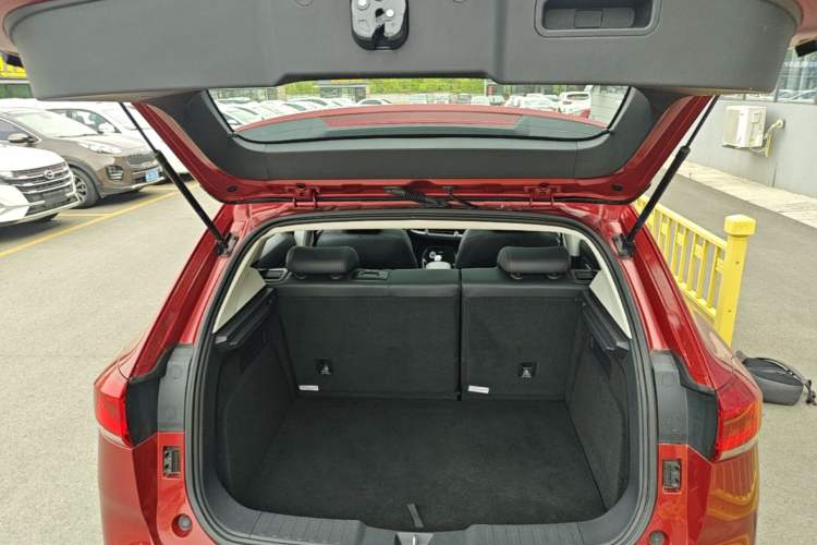 Used Haval H2s 2017 Blue Label 1.5T Manual Elite Model Trunk