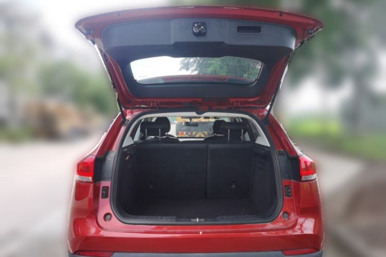 Used Haval H2s 2017 Blue Label 1.5T Dual-Clutch Comfort Model Trunk
