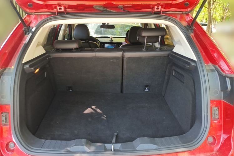 Used Haval H2s 2017 Red-Label 1.5T Dual-Clutch Luxury Model Trunk