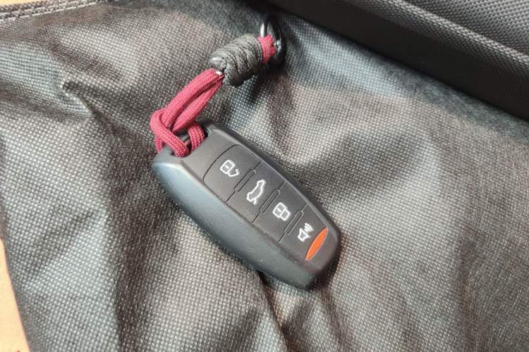 Used Haval H2s 2017 Blue Label 1.5T Manual Elite Model Vehicle Key