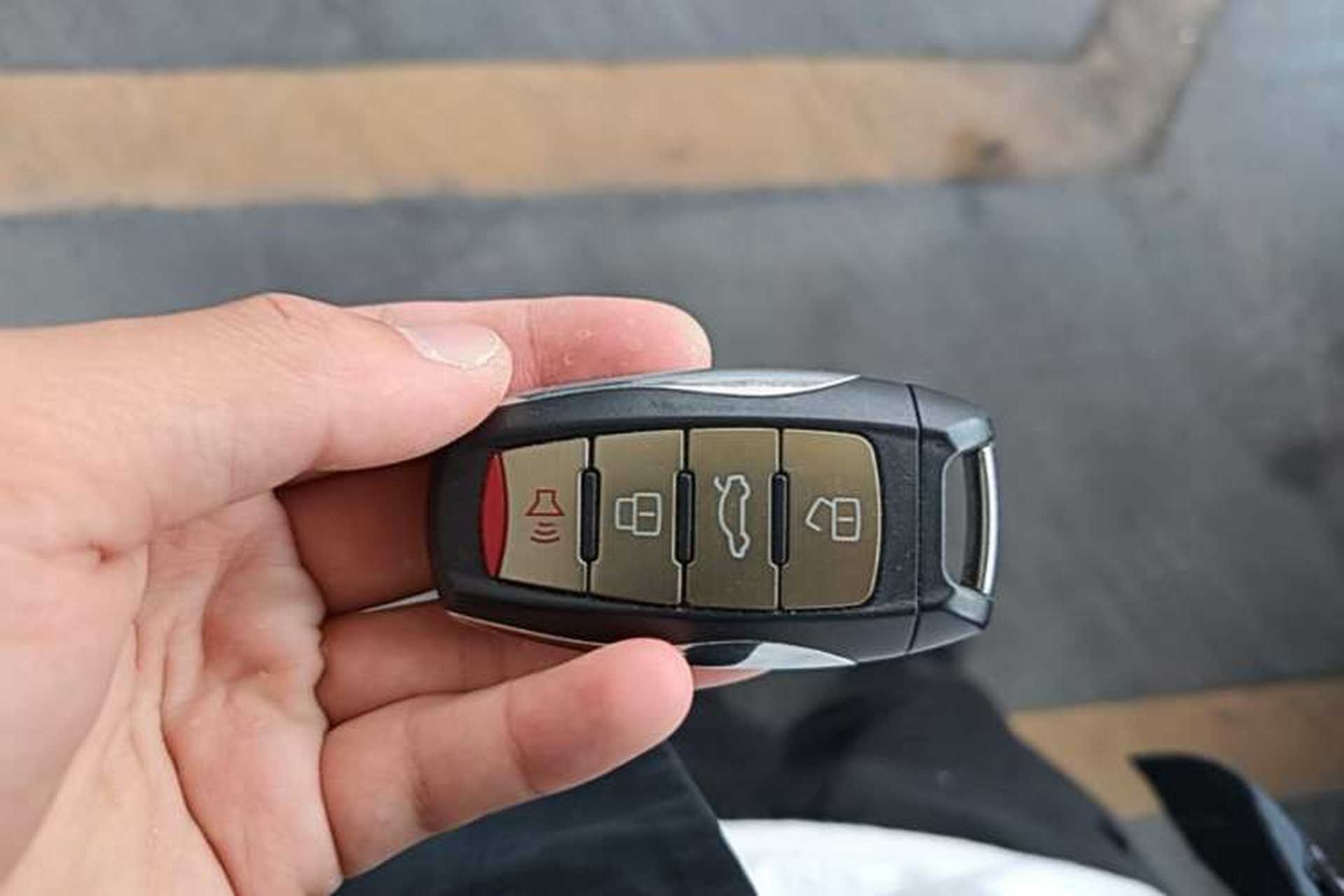 Used Haval H2s 2017 Red Label 1.5T Manual Comfort Model Vehicle Key