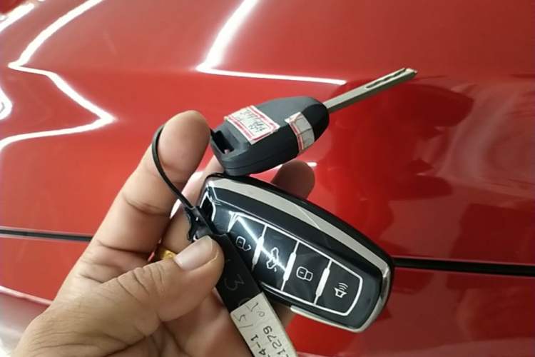 Used Haval H2s 2017 Red-Label 1.5T Dual-Clutch Comfort Model Vehicle Key