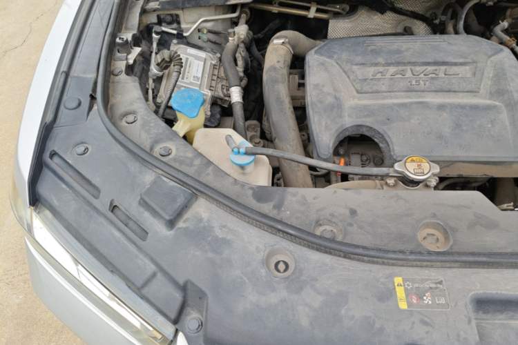 Used Haval H2s 2017 Red-Label 1.5T Dual-Clutch Comfort Model Engine Bay Right