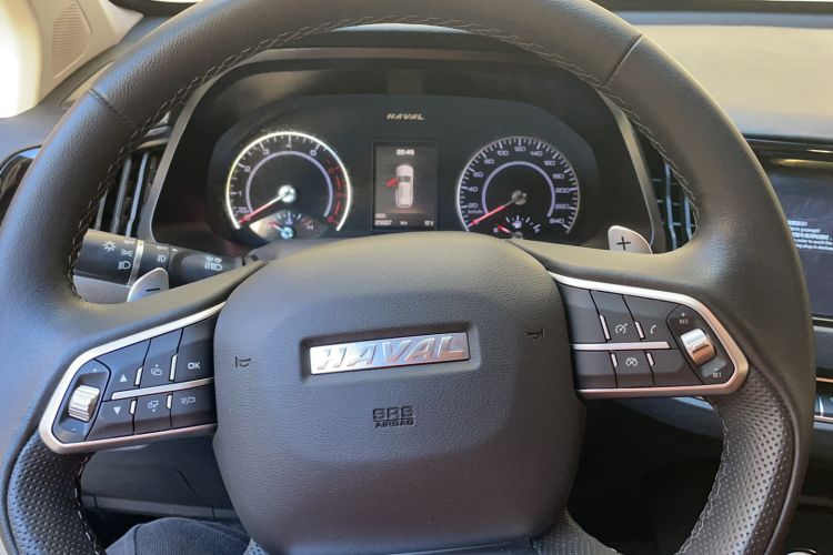 Used Haval H2s 2017 Red-Label 1.5T Dual-Clutch Elite Model Interior 3