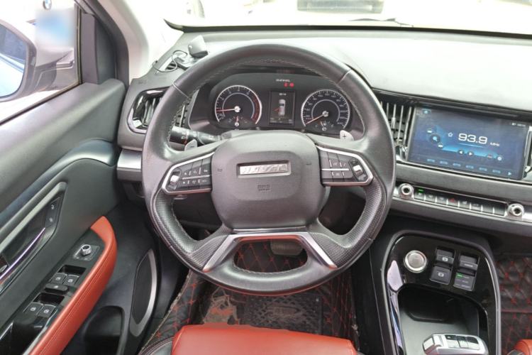 Used Haval H2s 2017 Red-Label 1.5T Dual-Clutch Comfort Model Steering Wheel