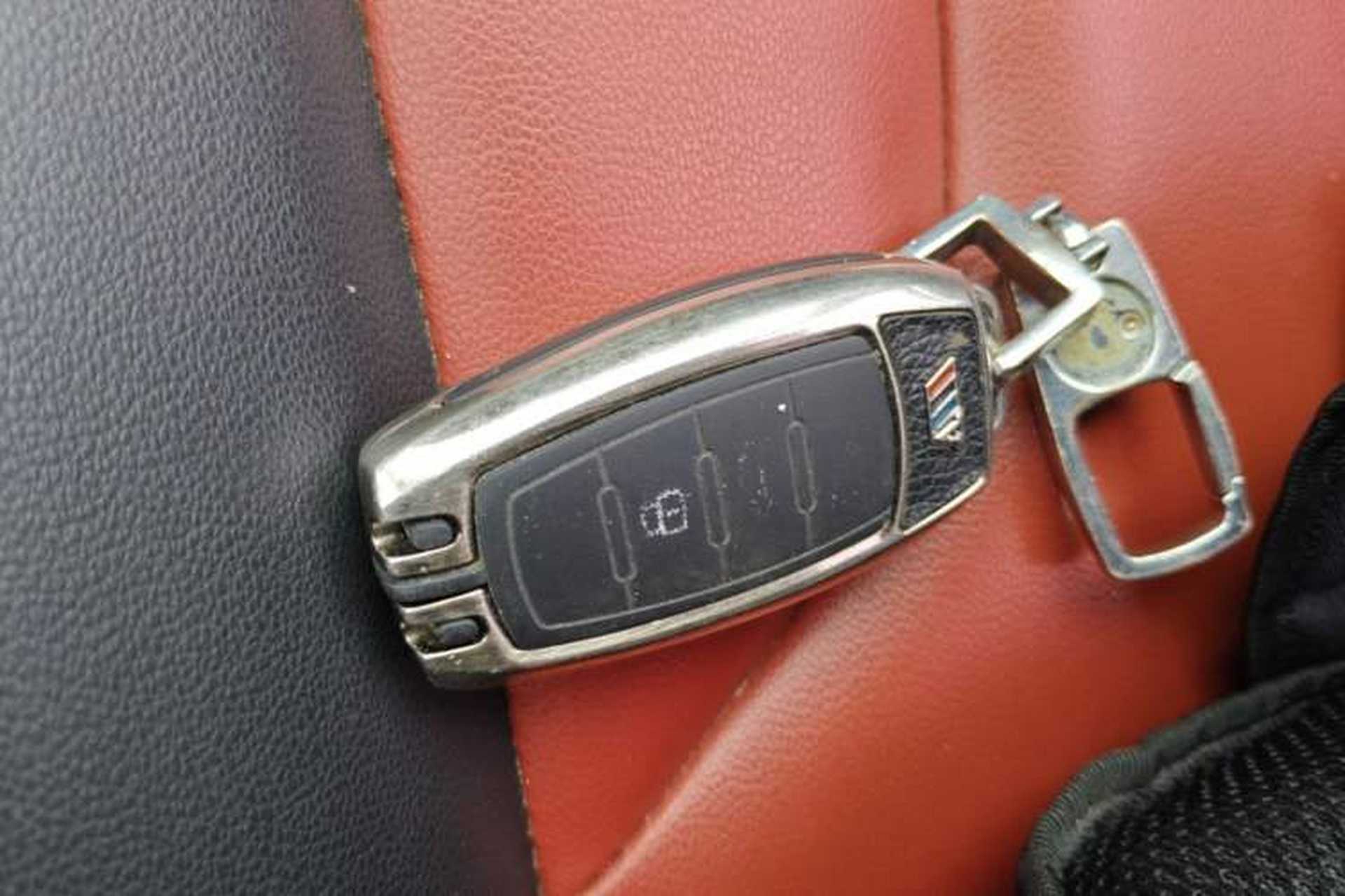Used Haval H2s 2017 Red-Label 1.5T Dual-Clutch Comfort Model Vehicle Key