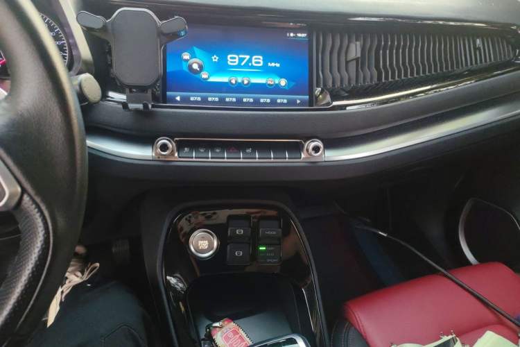 Used Haval H2s 2017 Blue Label 1.5T Dual-Clutch Elite Model Audio And AC Panel