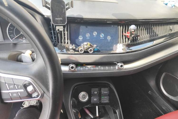 Used Haval H2s 2017 Blue Label 1.5T Dual-Clutch Comfort Model Audio And AC Panel