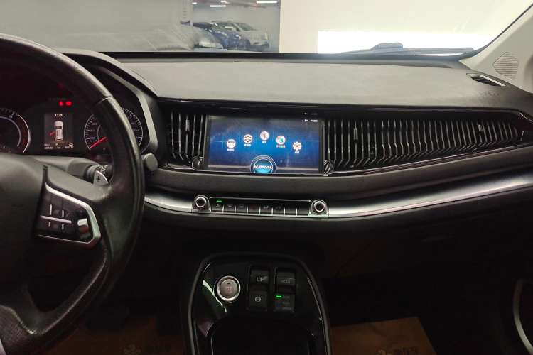 Used Haval H2s 2017 Red-Label 1.5T Dual-Clutch Elite Model Audio And AC Panel