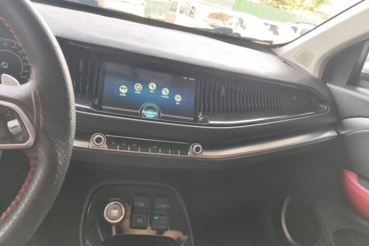 Used Haval H2s 2017 Blue Label 1.5T Dual-Clutch Comfort Model Audio And AC Panel