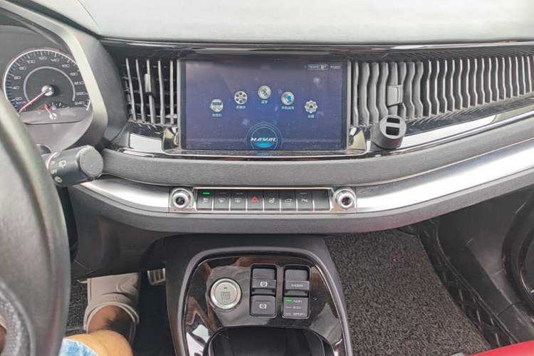 Used Haval H2s 2017 Red-Label 1.5T Dual-Clutch Luxury Model Audio And AC Panel