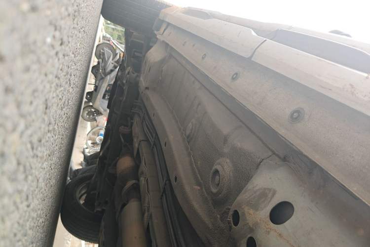 Used Haval H2s 2017 Red-Label 1.5T Dual-Clutch Elite Model Chassis Rear Left