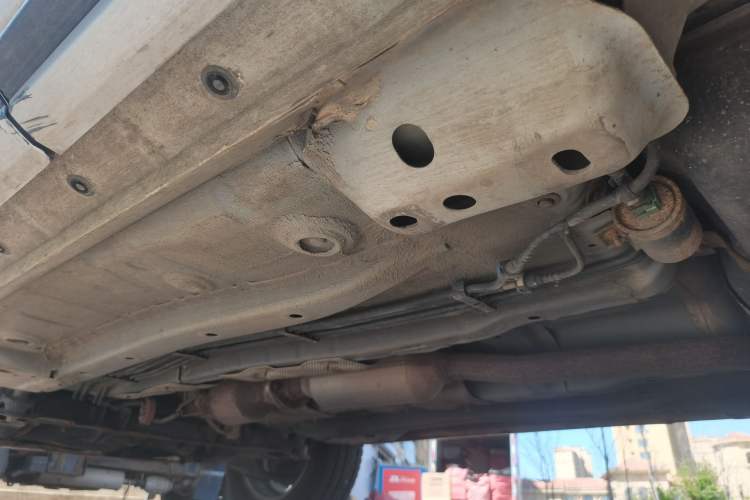 Used Haval H2s 2017 Red-Label 1.5T Dual-Clutch Elite Model Chassis Rear Left