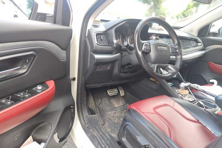 Used Haval H2s 2017 Blue Label 1.5T Dual-Clutch Luxury Model Driver Seat