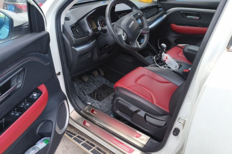 Used Haval H2s 2017 Blue Label 1.5T Manual Elite Model Driver Seat