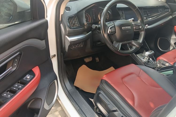 Used Haval H2s 2017 Red-Label 1.5T Dual-Clutch Comfort Model Driver Seat