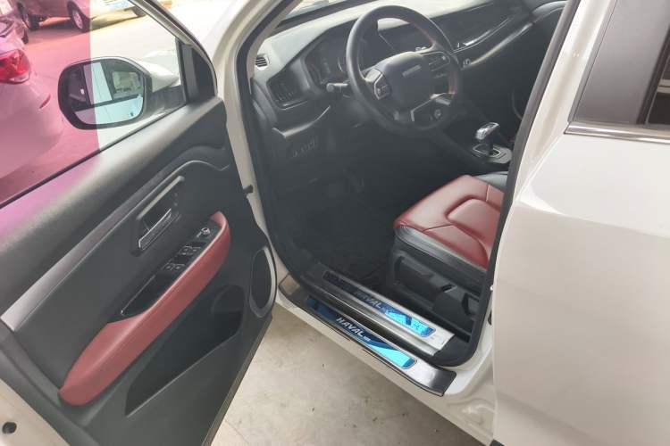 Used Haval H2s 2017 Blue Label 1.5T Dual-Clutch Comfort Model Driver Seat